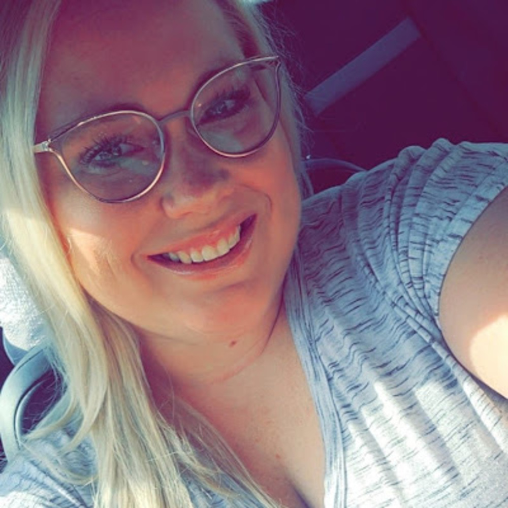 Meet your Posher, Kara